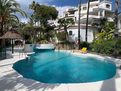 Golden Beach Apartment - EaW Homes - image 5