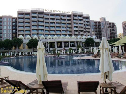 ROYAL BEACH HOTEL apartment - image 13