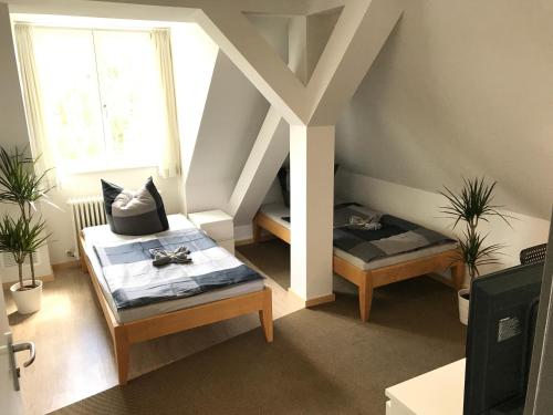 Twin Room with Garden View - Attic