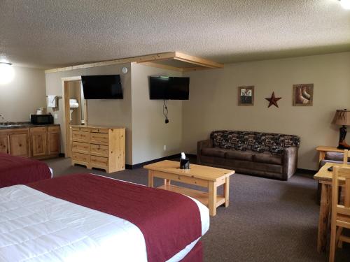 Woodside Dells Hotel & Suites