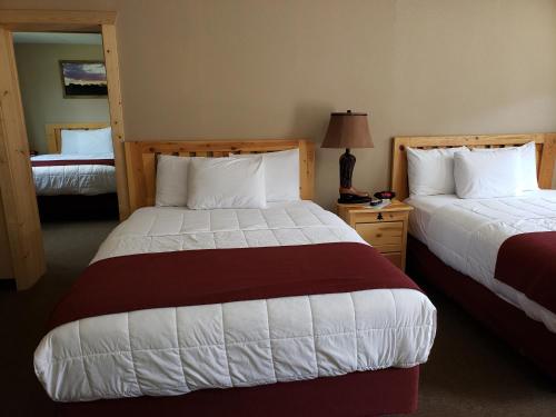 Woodside Dells Hotel & Suites