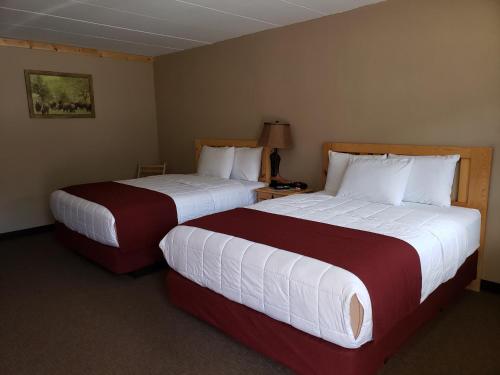 Woodside Dells Hotel & Suites