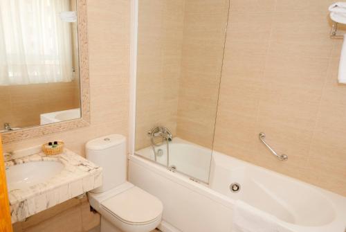 Abadía Burgos Camino Santiago - image 4