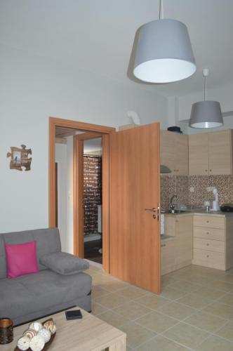  Alexandro's Apartment in Souda