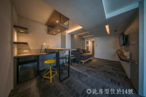 Watermark Hotel near Sun Yat-sen Nemzeti Egyetem