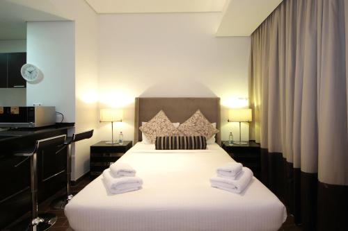 Signature Holiday Homes - The Matrix Tower Studio Apartment
