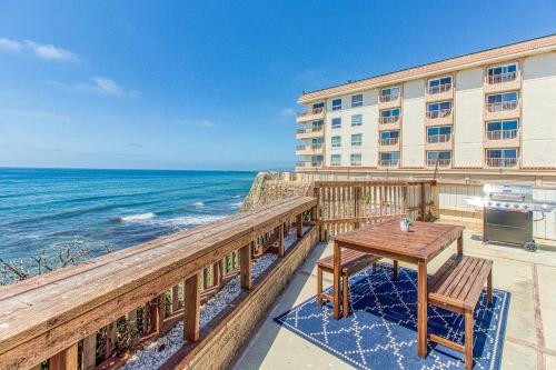 Ocean Beach Cliffs Sanctuary in San Diego, USA