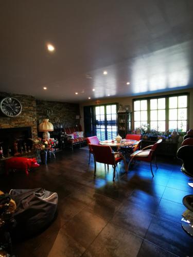 ห้องอาหาร, Hotel bar b'rock in กาเกส์