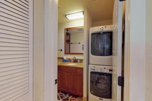 Country Club Villas #102 - image 14