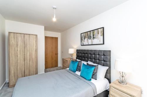 Residential Estates Halo House Apartments