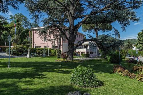 Hotel Beatrice, Este bei San Salvaro