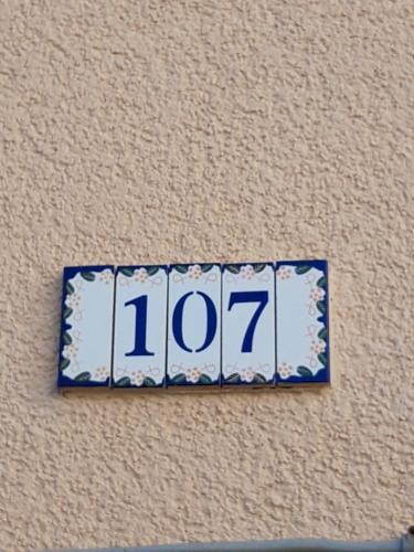  Holiday house Jasna in island center in Silba