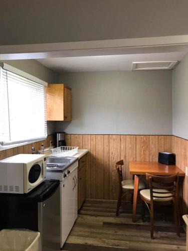 Kitchen, Coastal Inn - Kingfisher in Digby (NS)