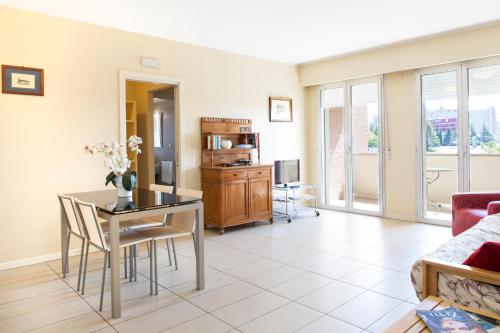 City Residence - image 7