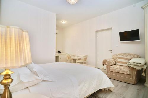 Hotel Bellevue Trogir - image 8