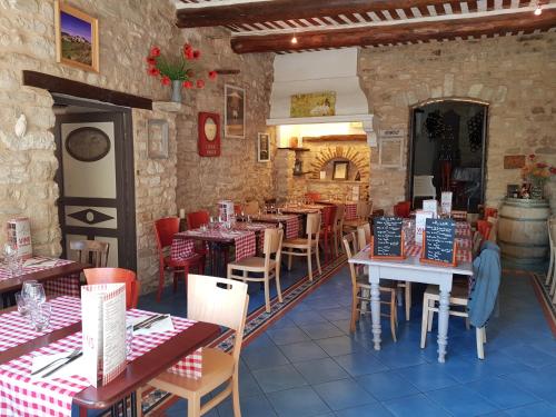 Étterem, Le Crillon in Gordes