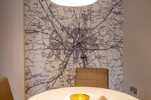 2 London Mews