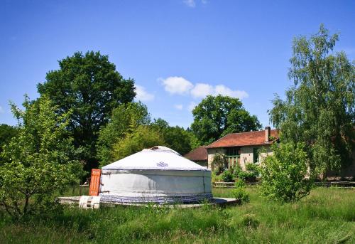 Yourtes de Vassivière - Camping - Peyrat-le-Château