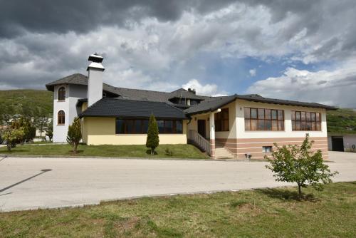 Apkārtne, Motel Vujeva in Livno