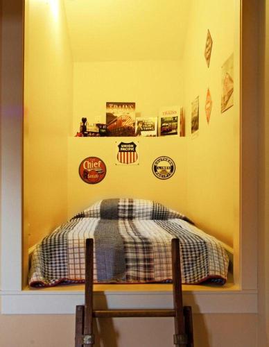 Riley's Railhouse Bed & Breakfast Chesterton (IN)