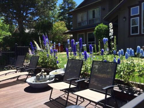 Peaceful Hot Tub Boat Dock - image 6