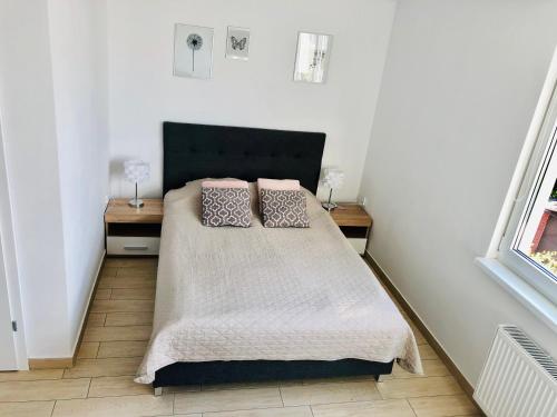 Double Room image 6