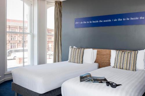 ibis Styles Blackpool - image 3