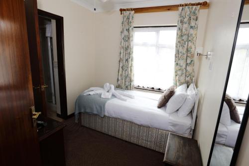 Aylesbray Lodge - main image