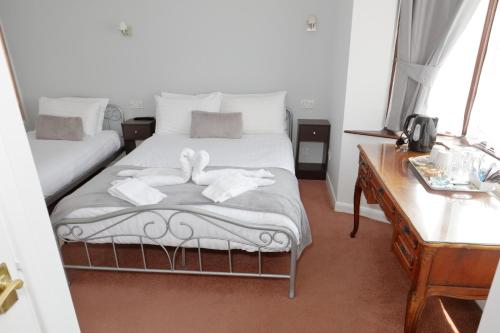 Aylesbray Lodge - image 9