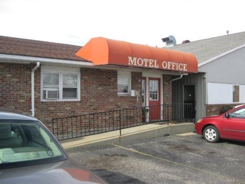 Red Carpet Inn formerly Royal Inn in Terre Haute, USA