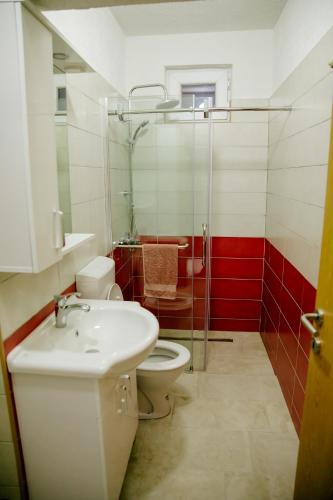 Bathroom, Apartment Silence in Pluzine