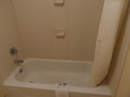 Americas Best Value Inn Evansville East - image 5