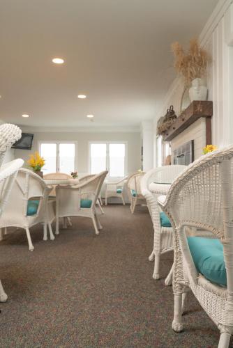 Auberge on the Cove 3
