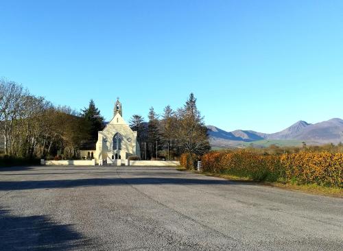 Inveraray Farmhouse B&B - image 11