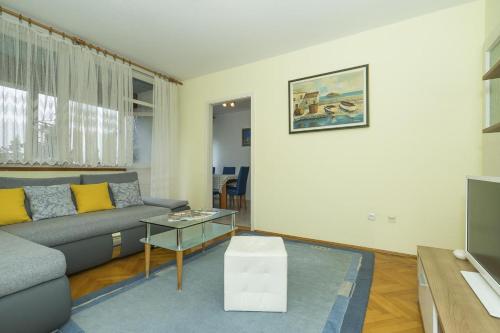 Apartments with WiFi Split - 15862, Split (photo 5)