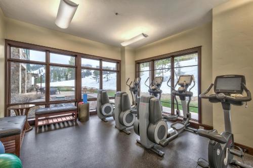 2 Bedoom Residence With Amazing Balcony Views Condo - image 2