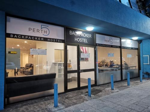 Unterkunft von außen, Quokka Backpackers Hostel Perth - Valid Passport Required for Check in in Perth