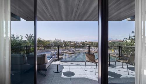 2 bedrooms, 3 beds