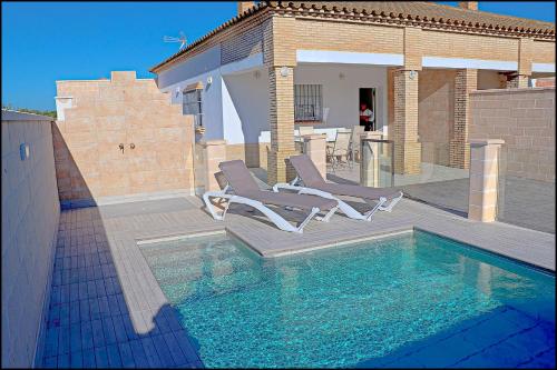 Chalet Penuelas con piscina