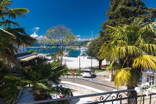 Apartments Ivona - image 9