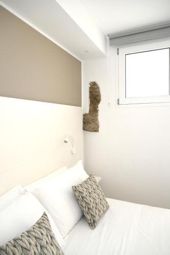 Queen Room image 3