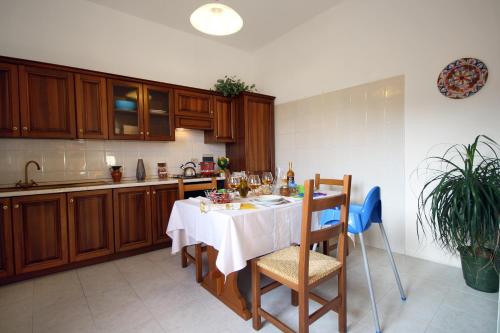 Konyha, Appartamenti Villa Chiara in Poggi