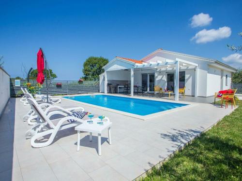  Villa Sunrise, Pension in Pula