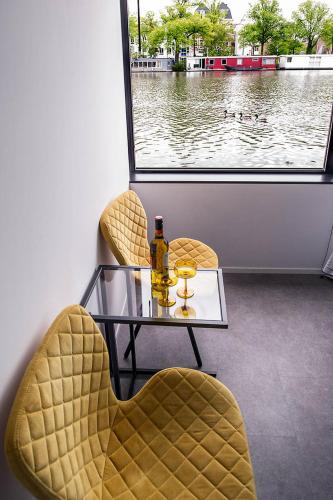 Houseboat Amsterdam - Room with a view 4