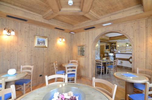 Albergo Alpenrose - image 5