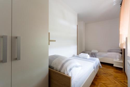 Two-Bedroom Apartment with Balcony image 10