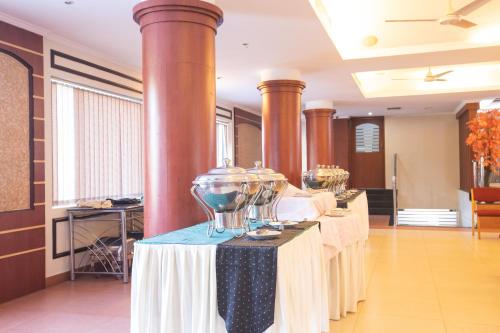 Restaurant, Royal Residency in Kakkanad