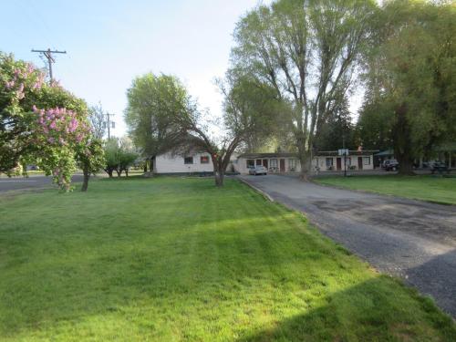 The Willows Motel in Hartline