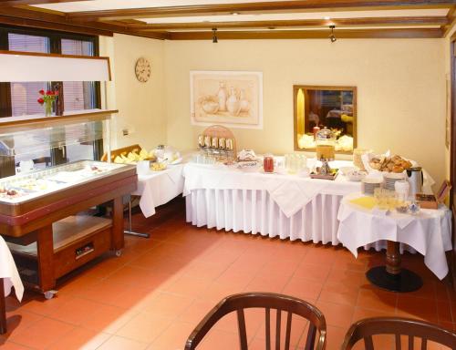 Hotel Restaurant zur Linde - main image