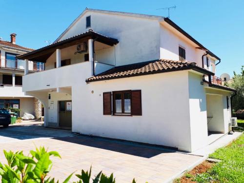 Villa Aleksandar Apartments in Porec - image 8